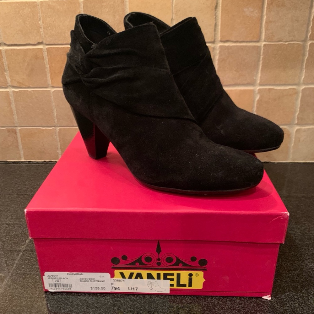 Vaneli Jeanay Black Suede Bootie